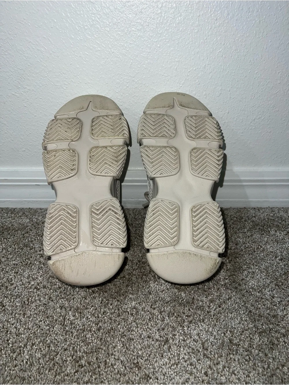 Steve Madden Platform Chunky Sneakers in Light Beige